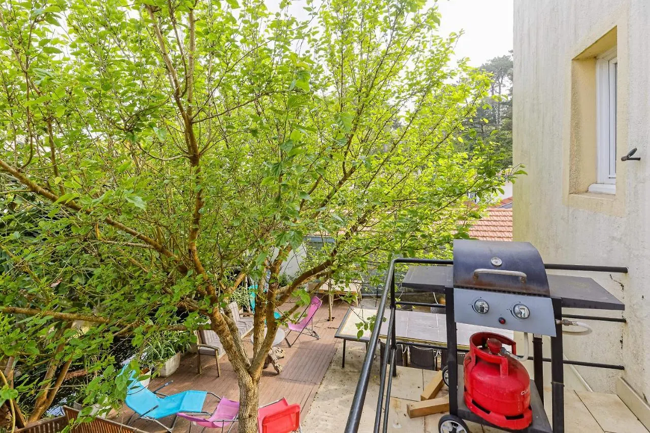 Le Doolie'S Biarritz - Visayas Garden Wifi Tv Bbq Villa